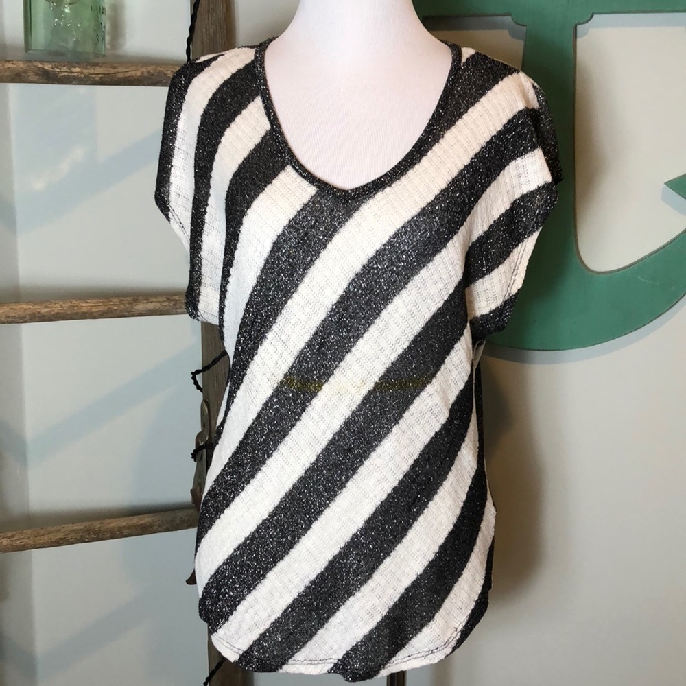 Black and white sweater with metallic thread